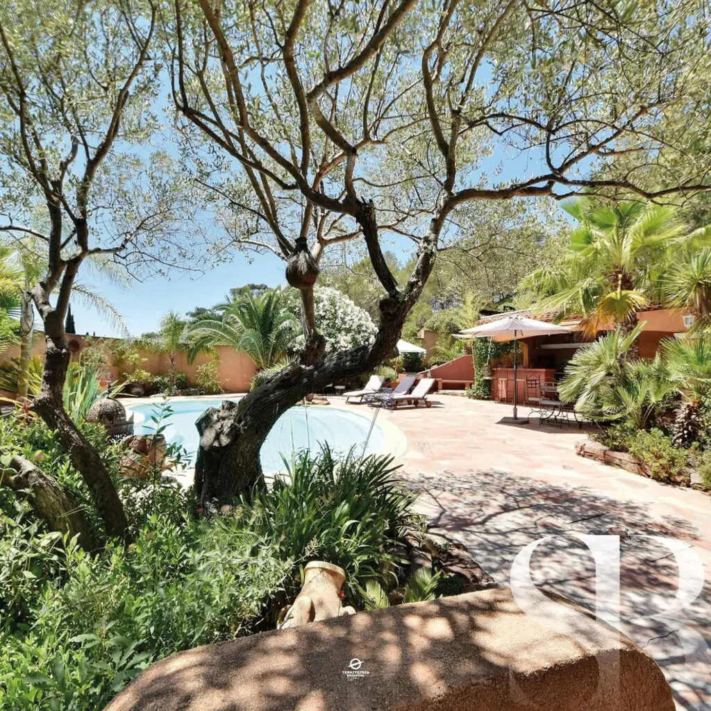 villa toulon, villa sainte maxime, villa fréjus, villa saint tropez, villa le lavandou, villa avec piscine Hyères, villa avec piscine le lavandou, villa avec piscine saint tropez